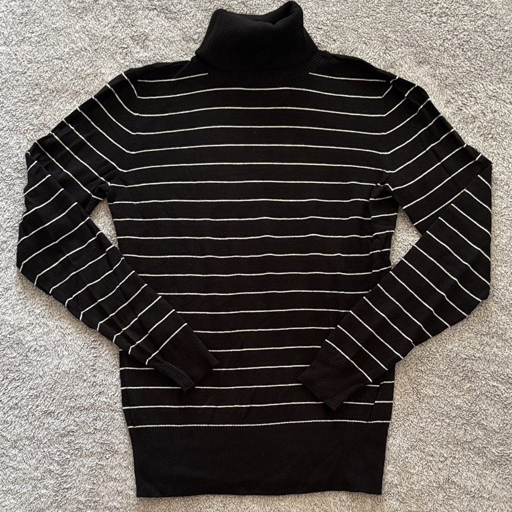 Ann Taylor Women’s Turtleneck Sweater in Black and White Stripes